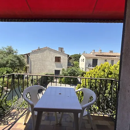 A Louer, A 2 Pas De La Avec Parking - - Fr-1-826-18 La Londe-les-Maures